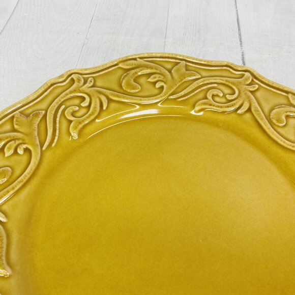 Chris Madden JC Penny CORVELLA GOLD  Emboss Scroll Stoneware Dinner Plate Set 4 - Picture 15 of 16